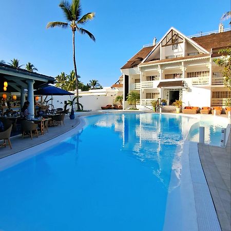 Le Nautile Beachfront サンジルレバン エクステリア 写真