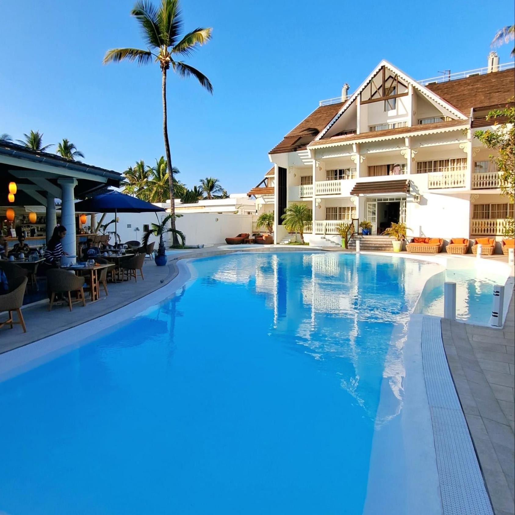 Le Nautile Beachfront サンジルレバン エクステリア 写真
